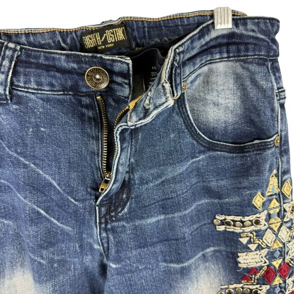 8IGTH/DSTRKT Medium Wash Distressed Embroidered Skinny Denim Jeans Size 15-16 - Picture 6 of 12